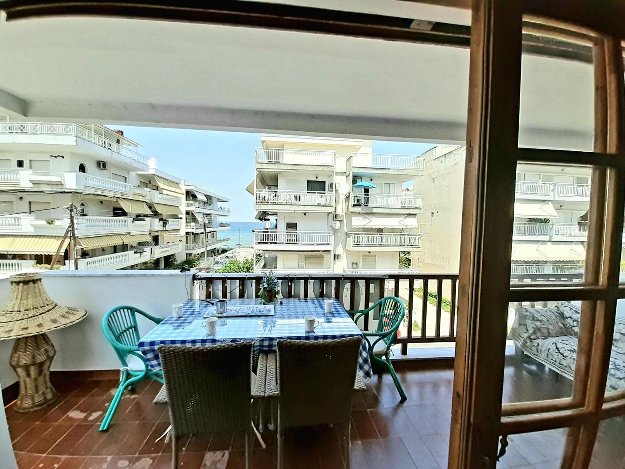 Perea Beach And Sea View Apartment Peraía Kültér fotó